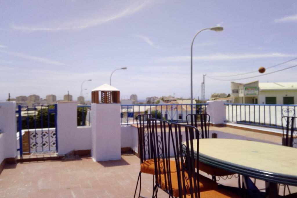 Fabulosa Casa De Vacaciones Junto Al Mar Torrox Exterior photo