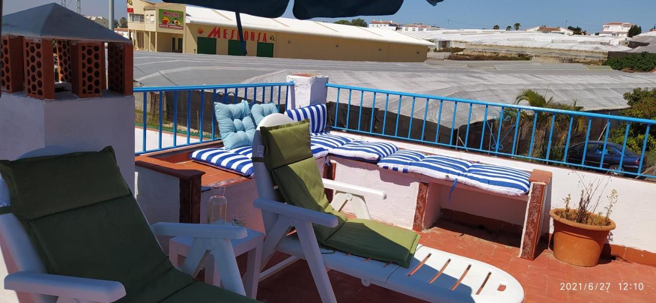 Fabulosa Casa De Vacaciones Junto Al Mar Torrox Exterior photo